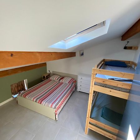 Appartement Climatise Au Pied Du Mont Ventoux Malemort-du-Comtat Exterior photo